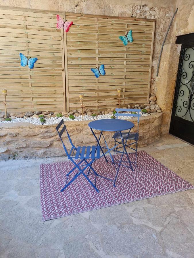 Chez Karine - Appartement Ledenon Exterior photo